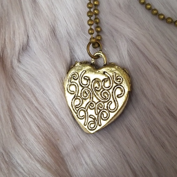 💛Gold heart pendant necklace - Picture 4 of 4